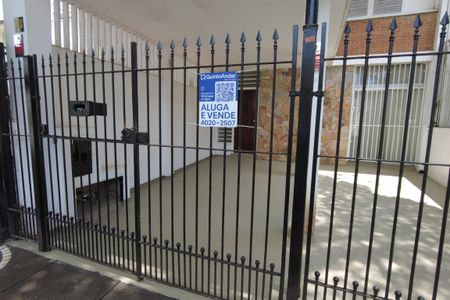Casa à venda com 150m², 3 quartos e 2 vagasPlaca