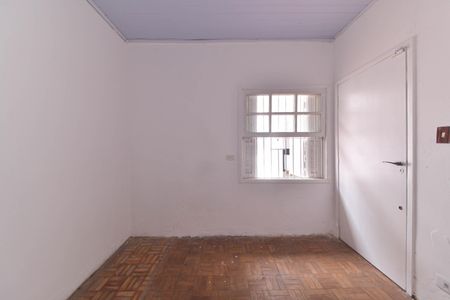 Casa à venda com 150m², 3 quartos e 2 vagasQuarto de Serviço