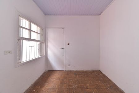 Casa à venda com 150m², 3 quartos e 2 vagasQuarto de Serviço