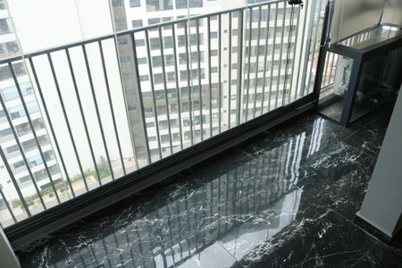 Varanda de apartamento à venda com 3 quartos, 67m² em Vila Anastácio, São Paulo