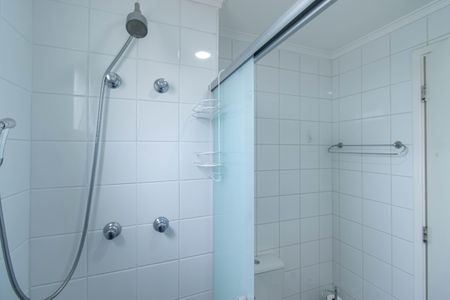 Apartamento para alugar com 133m², 3 quartos e 2 vagas Apartamento para alugar com 133m², 3 quartos e 2 vagasBanheiro da Suíte
