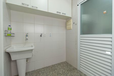 Apartamento para alugar com 133m², 3 quartos e 2 vagas Apartamento para alugar com 133m², 3 quartos e 2 vagasÁrea de Serviço