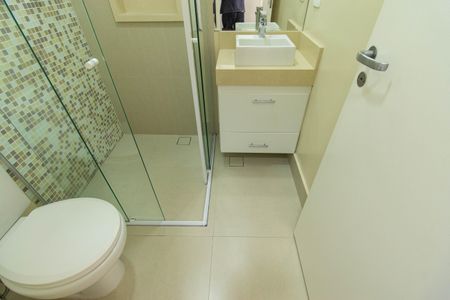 Apartamento para alugar com 133m², 3 quartos e 2 vagas Apartamento para alugar com 133m², 3 quartos e 2 vagasBanheiro da Suíte 2