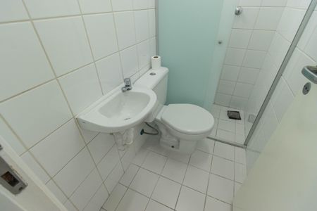 Apartamento para alugar com 133m², 3 quartos e 2 vagas Apartamento para alugar com 133m², 3 quartos e 2 vagasBanheiro de Serviço