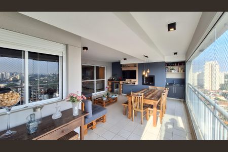 Apartamento à venda com 142m², 3 quartos e 3 vagasVaranda