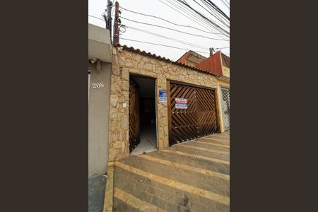 Casa à venda com 78m², 3 quartos e 2 vagas Casa à venda com 78m², 3 quartos e 2 vagasFachada