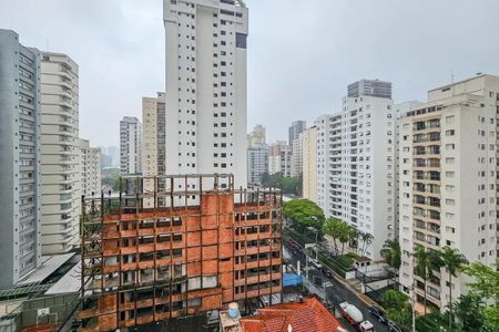 Apartamento à venda com 77m², 2 quartos e 1 vaga