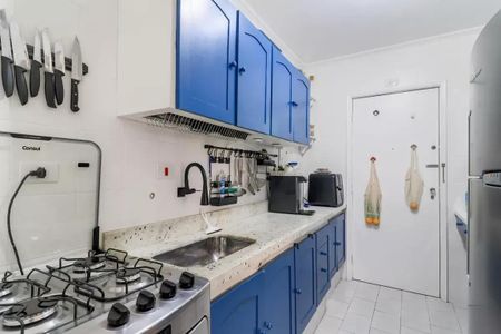 Apartamento à venda com 77m², 2 quartos e 1 vaga