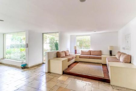 Apartamento à venda com 77m², 2 quartos e 1 vaga