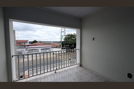 Casa à venda com 300m², 5 quartos e 2 vagasVaranda