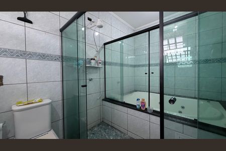 Casa à venda com 300m², 5 quartos e 2 vagasBanheiro da Suíte