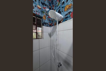 Casa à venda com 300m², 5 quartos e 2 vagasBanheiro - Fundos