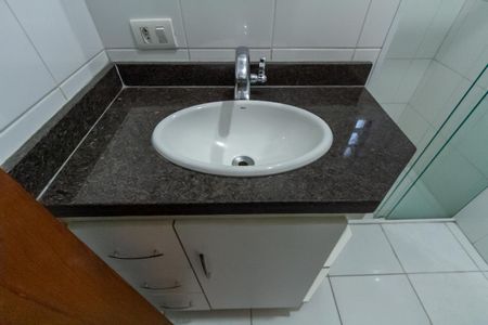 Casa à venda com 134m², 3 quartos e 2 vagasBanheiro da Suíte