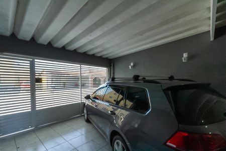 Casa à venda com 134m², 3 quartos e 2 vagasGaragem