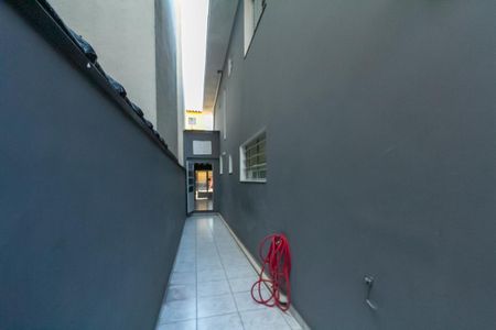 Casa à venda com 134m², 3 quartos e 2 vagasCorredor Lateral