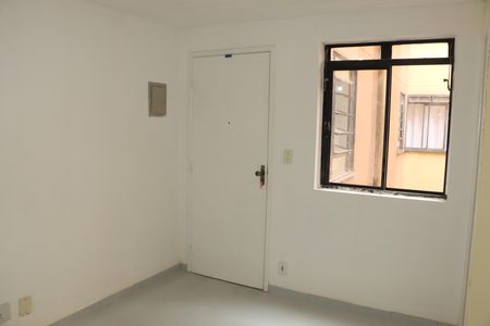 Apartamento para alugar com 47m², 2 quartos e 1 vagaSala