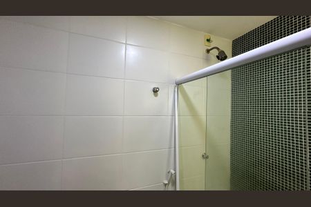 Apartamento para alugar com 160m², 3 quartos e 1 vaga Apartamento para alugar com 160m², 3 quartos e 1 vagaBanheiro da Suíte 2