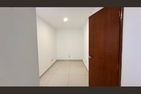 Apartamento para alugar com 160m², 3 quartos e 1 vaga Apartamento para alugar com 160m², 3 quartos e 1 vagaSuíte 2
