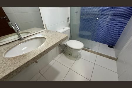 Apartamento para alugar com 160m², 3 quartos e 1 vaga Apartamento para alugar com 160m², 3 quartos e 1 vagaBanheiro da Suíte 1