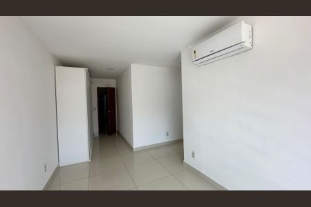 Apartamento para alugar com 160m², 3 quartos e 1 vaga Apartamento para alugar com 160m², 3 quartos e 1 vagaSuíte 3