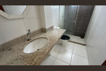 Apartamento para alugar com 160m², 3 quartos e 1 vaga Apartamento para alugar com 160m², 3 quartos e 1 vagaBanheiro da Suíte 3