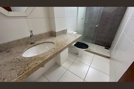 Apartamento para alugar com 160m², 3 quartos e 1 vaga Apartamento para alugar com 160m², 3 quartos e 1 vagaBanheiro da Suíte 3