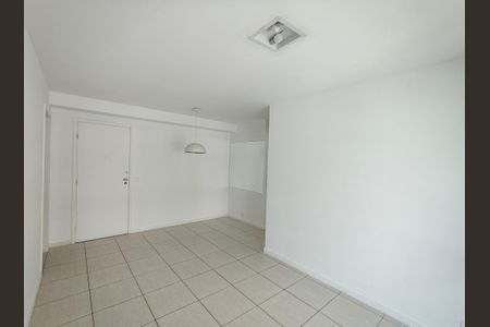 Apartamento à venda com 65m², 2 quartos e 1 vagaSala