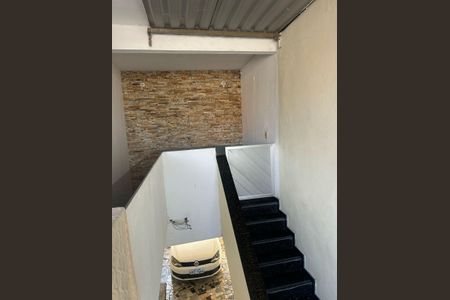 Corredor de casa para alugar com 3 quartos, 100m² em Centro, Mesquita