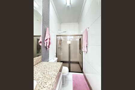 Casa à venda com 255m², 4 quartos e 4 vagas