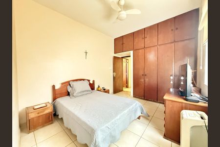 Casa à venda com 255m², 4 quartos e 4 vagas