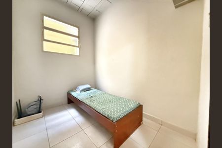 Casa à venda com 255m², 4 quartos e 4 vagas
