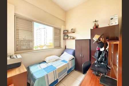 Casa à venda com 255m², 4 quartos e 4 vagas