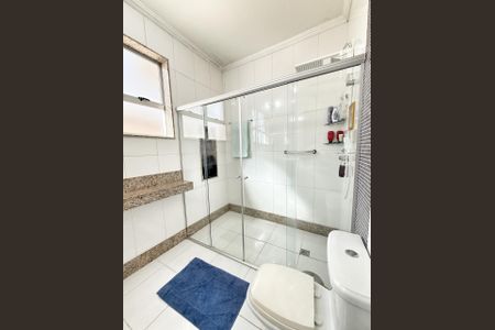 Casa à venda com 255m², 4 quartos e 4 vagas