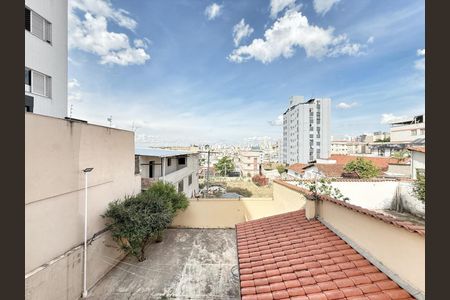 Casa à venda com 255m², 4 quartos e 4 vagas