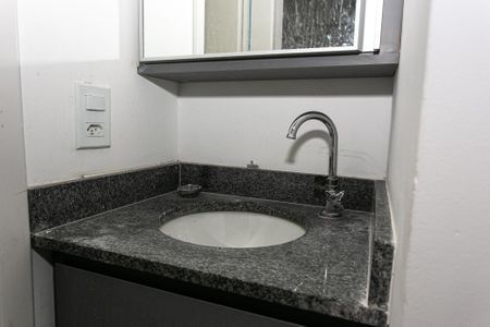 Apartamento para alugar com 30m², 1 quarto e sem vagaBanheiro