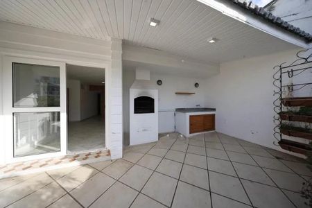 Apartamento à venda com 272m², 4 quartos e 2 vagas