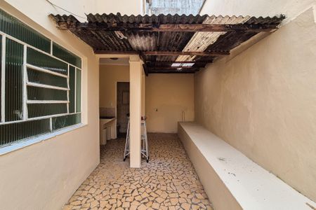 Casa à venda com 120m², 3 quartos e 2 vagasÁrea de Serviço