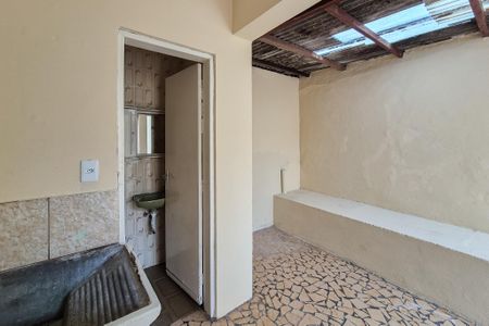 Casa à venda com 120m², 3 quartos e 2 vagasÁrea de Serviço