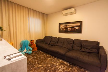 Casa de condomínio para alugar com 310m², 4 quartos e 4 vagas Casa de condomínio para alugar com 310m², 4 quartos e 4 vagasQuarto 1