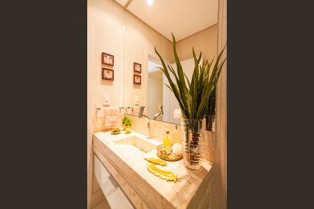 Casa de condomínio para alugar com 310m², 4 quartos e 4 vagas Casa de condomínio para alugar com 310m², 4 quartos e 4 vagasBanheiro Social