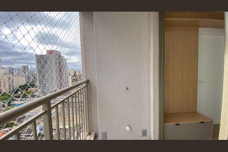 Apartamento para alugar com 42m², 2 quartos e sem vagaSacada