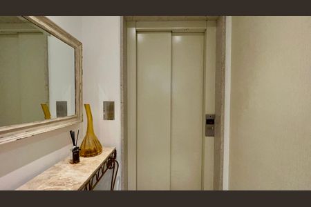 Apartamento à venda com 149m², 3 quartos e 2 vagasEntrada