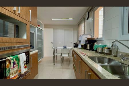 Apartamento à venda com 149m², 3 quartos e 2 vagasCozinha