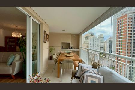 Apartamento à venda com 149m², 3 quartos e 2 vagasVaranda gourmet