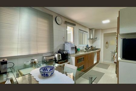 Apartamento à venda com 149m², 3 quartos e 2 vagasCozinha