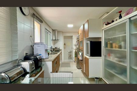 Apartamento à venda com 149m², 3 quartos e 2 vagasCozinha