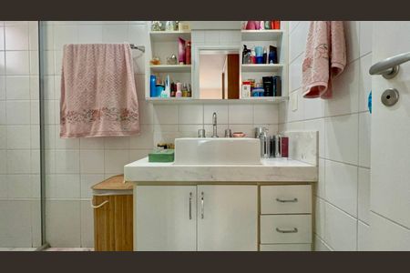 Apartamento à venda com 149m², 3 quartos e 2 vagasBanheiro da Suíte 3