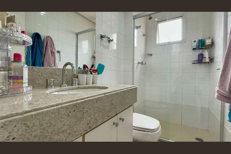 Apartamento à venda com 149m², 3 quartos e 2 vagasBanheiro da Suíte 2