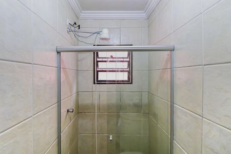 Casa para alugar com 175m², 2 quartos e 2 vagasBanheiro social