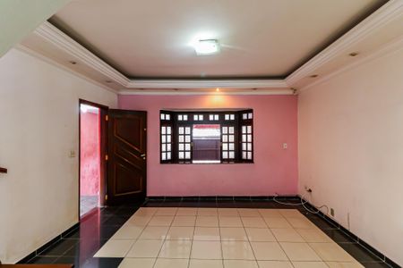 Casa para alugar com 175m², 2 quartos e 2 vagasSala